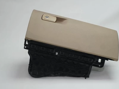 BMW TORPİDO KAPAĞI