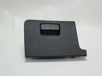 VOLKSWAGEN SAKLAMA CEBİ KAPAĞI